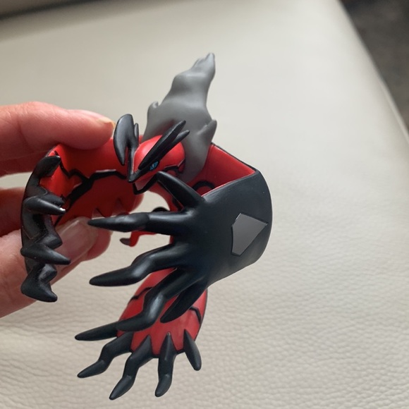 TOMY Nintendo Pokemon Yveltal 2013 XY Legendary PVC Figure 4" - Picture 5 of 6